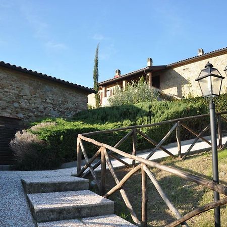 Appartamento Monolocale con piscina S.Martino Riparbella Esterno foto